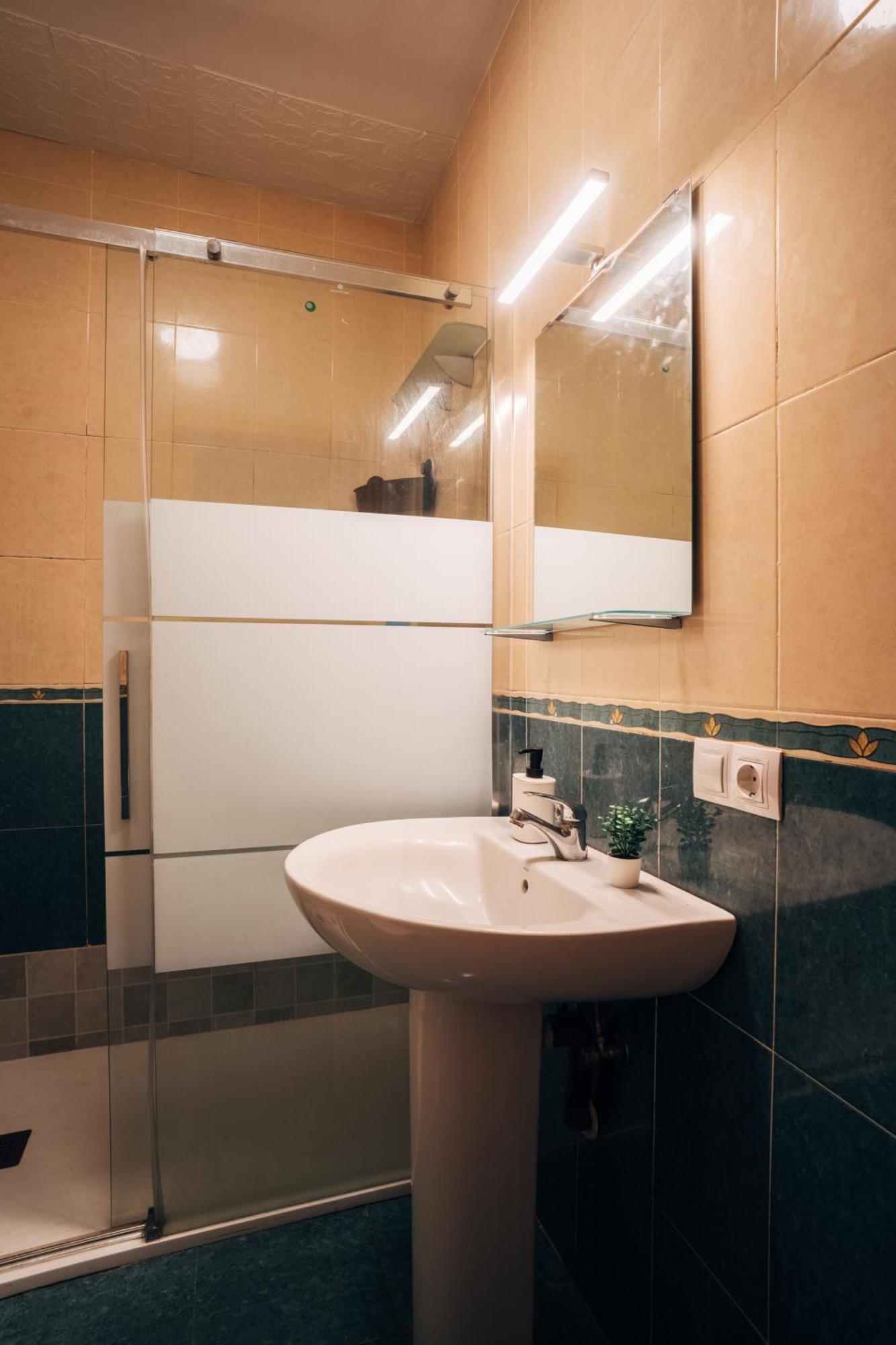 Atp San Cristobal A 5 Minutos De Puerta Purchena - Alcazaba - Catedral - Wifi Gratis! Villa Almería Buitenkant foto